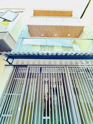 nhà đẹp 3 tầng btct 2 mặt hẻm mới dương bá trạc - phường 2 - quận 8 - nhỉnh 5 tỷ