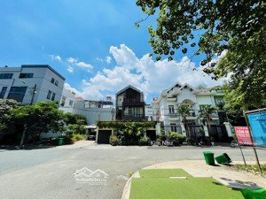 đất chưa qua đầu tư - 9m mặt tiền - ra phạm văn đồng 50m full thổ - giáp sông sg - xây cao