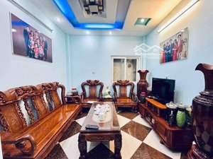 bán nhà riêng xuân la, 36m2 nhỉnh 6 tỷ, dân xây, ngõ thông, gần ô tô, full nội thất, sát hồ tây