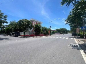 mặt phố trần đăng khoa -90m2 -mặt tiền 17m -ngay trường tiểu học long biên -chợ hoa cổ linh -lô goc