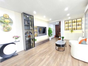 căn hộ cao cấp chung cư trần bình, oto đỗ thoải mái, vị trí đắc địa ngay bến xe mỹ đình, sổ đỏ sẵn