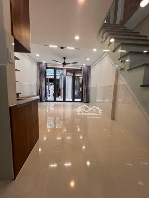 lạc long quân, tân bình - dt 38m2 - giá chỉ 4.35 tỷ - nhà mới vào ở ngay