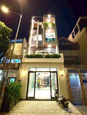 bán gấp căn nhà - phạm văn chiêu - gò vấp - giá tốt - thích hợp cho thuê hoặc ở - khu an ninh cao