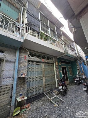 bán nhà chính chủ vườn lài tân phú + sổ vuông a4- 36m2 giá 4 tỷ !