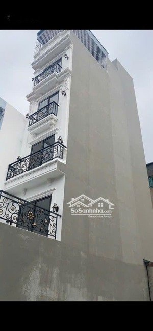 thạch bàn- nguyên căn 6 tầng thang máy - gara - 12tr