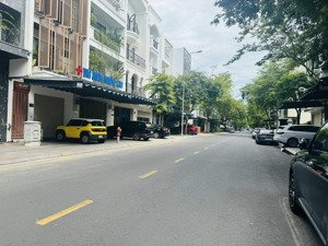 bán nhà 3 tầng 1 tum mặt tiền văn tiến dũng(đường a2 ) vcn phước hải nha trang