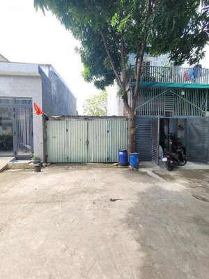 2.3 tỷ/ bán đất gần ngã tư bình chuẩn giáo xứ bà trà tp thuận an đường rộng 7m xây tự do