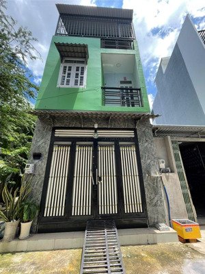 ngay gần eaon mall tân phú- đường hương lộ 3-nhà 3 tầng( 3pn)-hẻm ô tô 5m ( không lộ giới)-hơn 4 tỷ