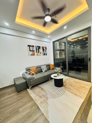 chính chủ bán căn hộ 17t - 2 phòng ngủ - hoàng đạo thuý