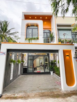 nhà đẹp gần đại học tây đô cái răng ô tô đậu trong nhà thiết kế tuyệt đẹp