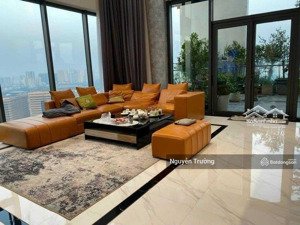 nhà mình bán penthouse 190m2, 4pn 3vs, nội thất làm tỉ mỉ để ở, sẵn sổ, chung cư the zei. giá 17 tỷ