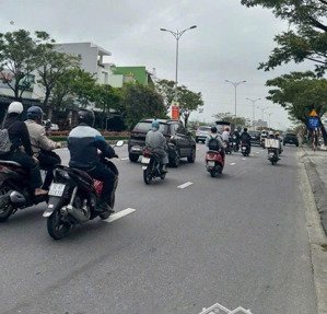 bán đất mặt tiền võ chí công, gần đường 29/3, dt 15x19m, giá 23 tỷ tl