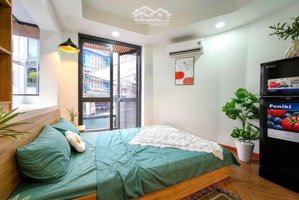 bán toà nhà căn hộ dịch vụ cao cấp. âu cơ- tân bình . lh 