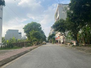 bán đất thạch thất gần dự án sân golf minh nhựa giá 2.5 tỷ cho 100m full thổ cư