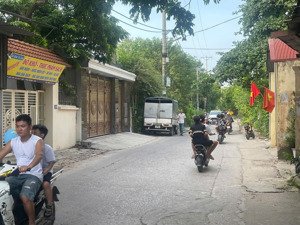 bán đất yên viên_phù đổng mới_100m2 mt5.5m_đườg oto_sẵn c4 ở.kd.thuê_sát đặng công chất 