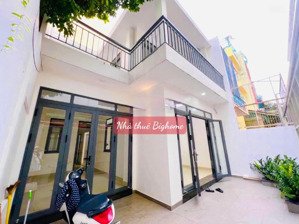 cho thuê nhà 172/36 phan đăng lưu, p4, phú nhuận, 5.5x28m 2 lầu