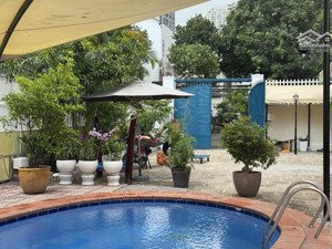 cho thuê villa sân vườn hồ bơi | garden villa with pool for lease masteri thảo điền