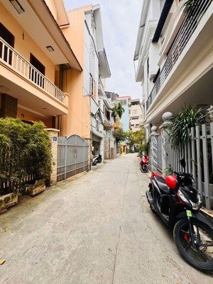 siêu phẩm có 1 -0 - 2. lê trọng tấn - hà đông. ô tô tránh trước và sau. 86m, 3t, mt 4.3m. 15 tỷ