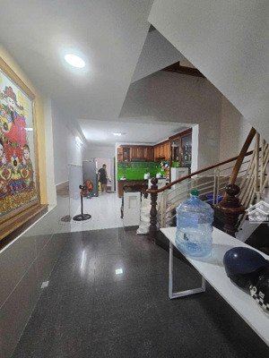 bán nhà 5 tầng nguyễn thị thập (cách mt 25m); thu nhập 360tr/năm; pháp lý chuẩn