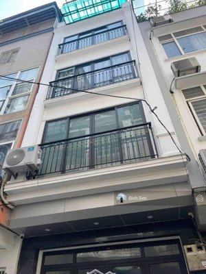 mặt phố vip - lạc long quân kinh doanh sầm uất - vỉa hè đá bóng - dân xây 85m2 chào 3x tỷ