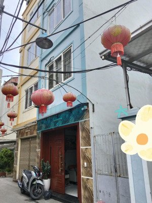 bán nhà dân xây ngô quyền, la khê hà đông 35m, 5tầng mt 3.8m ô tô 7 chỗ đỗ cửa.