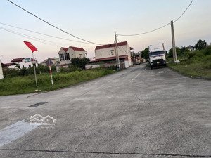 lô góc đẹp vỉa hè rộng giá cực tốt .125m bắc thượng -quang tiến .sẵn sổ giao dịch nhanh