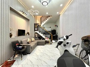 liên hệ em ngay xem nhà lê văn sỹ, phú nhuận kèm nội thất. liền kề chợ mới