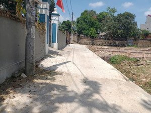 bán 4 lô đất 91m², mt 6m, ô tô 30 chỗ vào, gần kcn hòa phú hiệp hòa, bắc giang