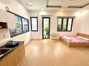 căn hộ studio 16/35m2 ban công - đường phùng văn cung, pn - thang máy