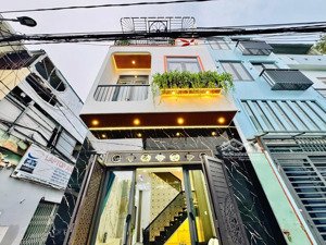 hàng hiếm căn nhà hai mặt tiền trung tâm p. đa kao q1 81m2/2ty7 sổ hồng riêng