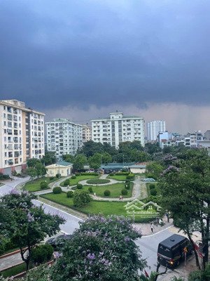 bán chung cư n10 đồng tàu - thịnh liệt - dt 55m2 có 2 phòng ngủ + 2 wc. giá 4 tỷ, lh 