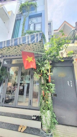 chdv nguyễn thị thập, thang máy, full nội thất, dòng tiền 50tr/tháng, 6.95 tỷ