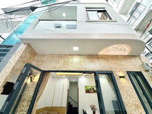 cô chín cần tiền bán gấp nhà dt 74,7m2/4tỷ3 lê văn sỹ p12 quận 3. hiện thuê 22tr/th gần co. op mart