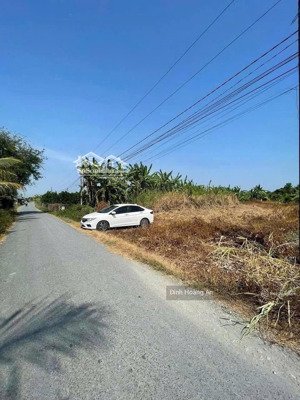 bán gấp đất ngay vincom bạc liêu, đ. 23/8, p8, bạc liêu, 135m2/550tr, sổ riêng, full thổ cư