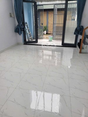 bán gấp nhà 2 tầng lầu 3pn, 56m2, chỉ nhích 3tỷ tại huỳnh tấn phát, phú xuân, nhà bè, hcm