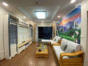 cho thuê căn 3pn full đồ tòa r4