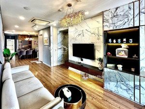 căn hộ waterina suites 158m2 3pn, full nội thất,căn góc tầng cao thạnh mỹ lợi, q2