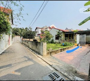 bán đất đa tốn gia lâm hà nội diện tích : 62m2 * 4,1m * 5,4 tỷ ôtô tải vào đất ngay vinocenpark 1