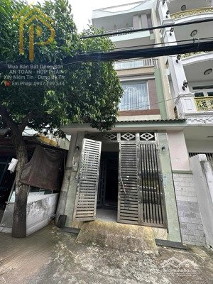 mt trần quang cơ q.tân phú phù hợp để sunh sống hoặc kd