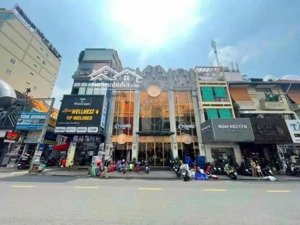 bán nhà mặt tiền đề thám quận 1 (8x25m) 3 tầng- hđt: 300 triệu/tháng - giá 120 tỷ