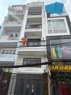 chủ bán căn hộ dịch vụ nhà mặt tiền đường võ thành trang p11 quận tân bình.dt: 3,5x25m2 giá 19 tỷ.