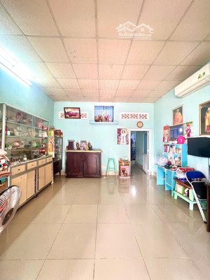 bán nhà riêng linh xuân hồ chí minh ô tô đỗ cửa dt 180 m2 giá 5,8 tỷ