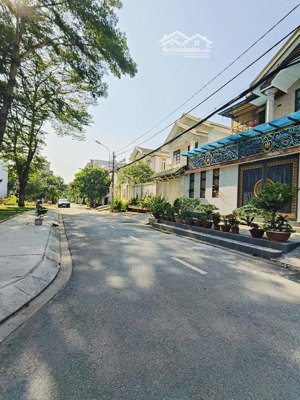 bán đất thổ cư 181 m2 (12m x 15m), tặng nhà c4 - kdc hiện hữu, giáp quận 8 - chỉ 6 tỷ2