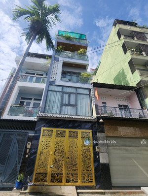 nhà 4 tầng - 30m ra đỗ xuân hợp chỉ 9.x tỷ ( x tiểu học)