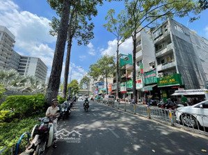 mặt tiền khu bệnh viện đường nguyễn chí thanh, q10 - 4 tầng chỉ 17 tỷ