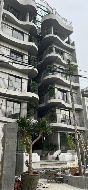 45 tỷ, hd thuê 200 triệu/tháng, chdv bùi đình túy, 12x25, 6 tầng, nhà mới 100%, full tiện ích xịn