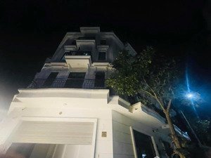 biệt thự liền kề luxury kiến hưng,hà đông.71m2,5tầng,thang máy,lô góc.giá24,8tỷ.lh 