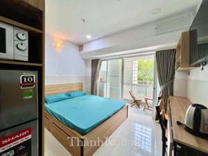 cho thuê căn hộ tách bếp bancol thiết kế luxury, thang máy, máy giặt riêng, ngay đại học bách khoa