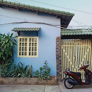 bán gấp nhà cấp 4 với diện tích 108m², hẻm 4m gần chợ ông trịnh, gia tốt nhất tại khu vực 1 tỷ 850.