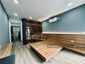 thạch bàn long biên - nhà đẹp 38.5m 6t thang máy - ngõ rộng 3m - ô tô vào nhà - sồ đẹp- sát mặt phố